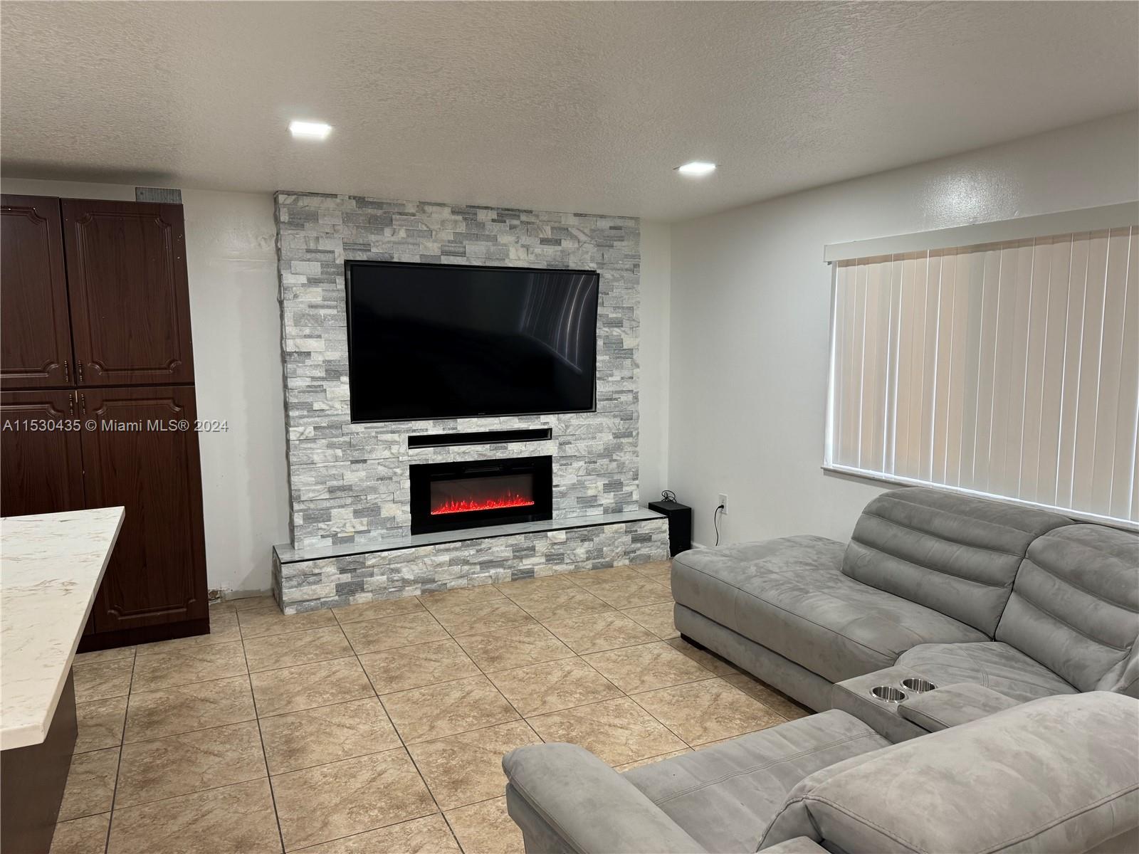 27645 SW 163rd Ave, Homestead, Florida 33031, 3 Bedrooms Bedrooms, ,2 BathroomsBathrooms,Residential,For Sale,27645 SW 163rd Ave,A11530435