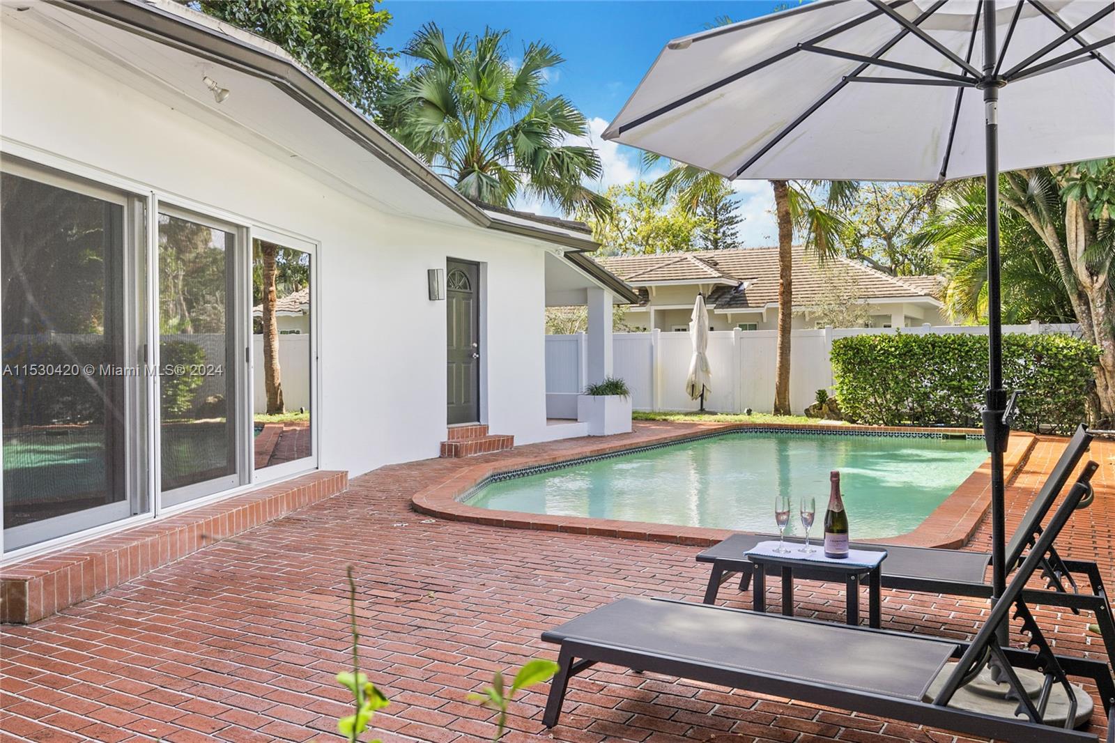 1221 SW 18th St, Fort Lauderdale, Florida 33315, 4 Bedrooms Bedrooms, ,2 BathroomsBathrooms,Residential,For Sale,1221 SW 18th St,A11530420