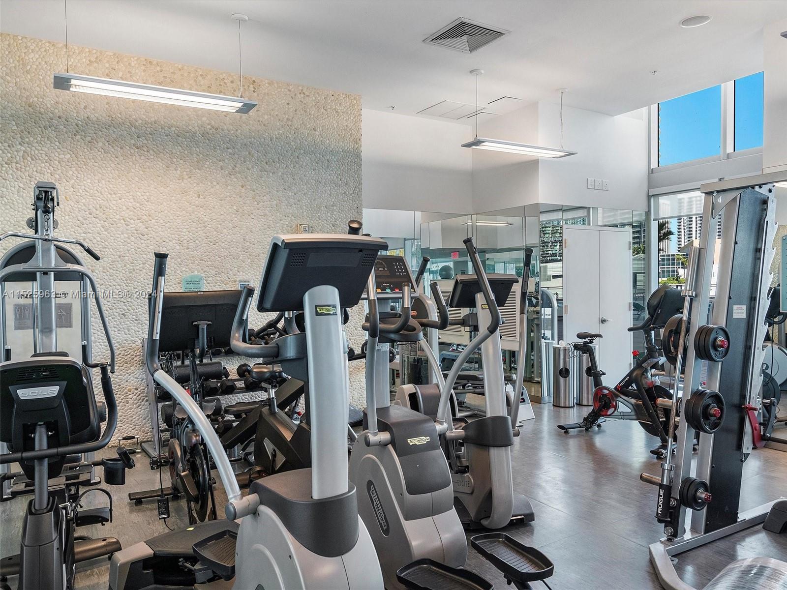 92 SW SW 3rd Street PH5209, Miami, Florida 33130, 3 Bedrooms Bedrooms, ,2 BathroomsBathrooms,Residential,For Sale,92 SW SW 3rd Street PH5209,A11525963