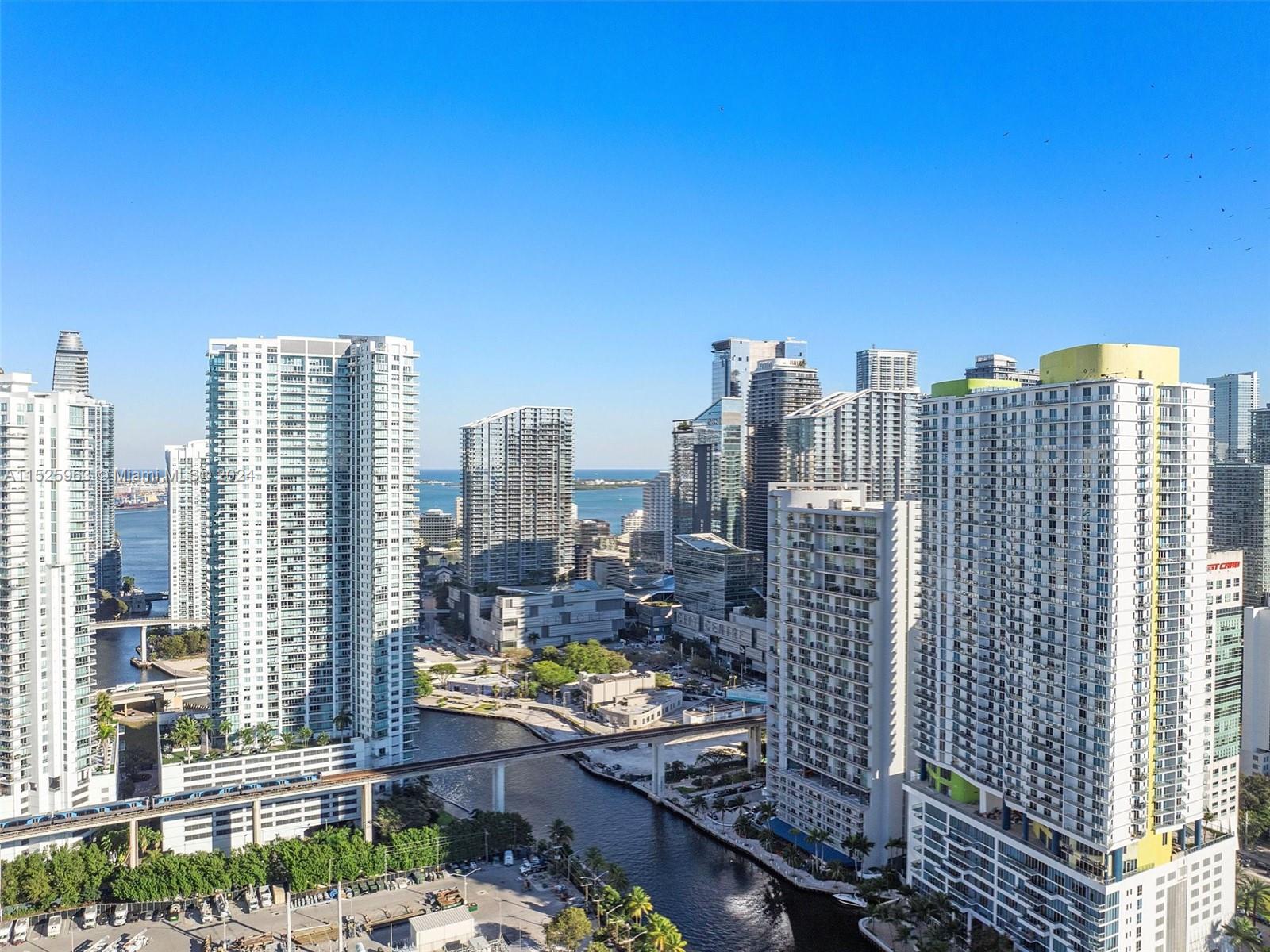 92 SW SW 3rd Street PH5209, Miami, Florida 33130, 3 Bedrooms Bedrooms, ,2 BathroomsBathrooms,Residential,For Sale,92 SW SW 3rd Street PH5209,A11525963