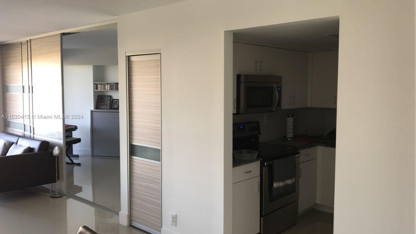 3300 NE 192nd St 1109, Aventura, Florida 33180, 2 Bedrooms Bedrooms, ,2 BathroomsBathrooms,Residentiallease,For Rent,3300 NE 192nd St 1109,A11530415