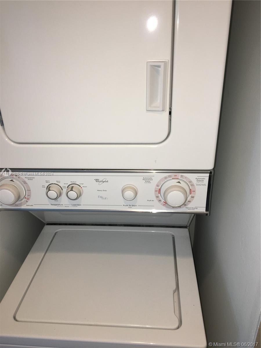 3300 NE 192nd St 1109, Aventura, Florida 33180, 2 Bedrooms Bedrooms, ,2 BathroomsBathrooms,Residentiallease,For Rent,3300 NE 192nd St 1109,A11530415