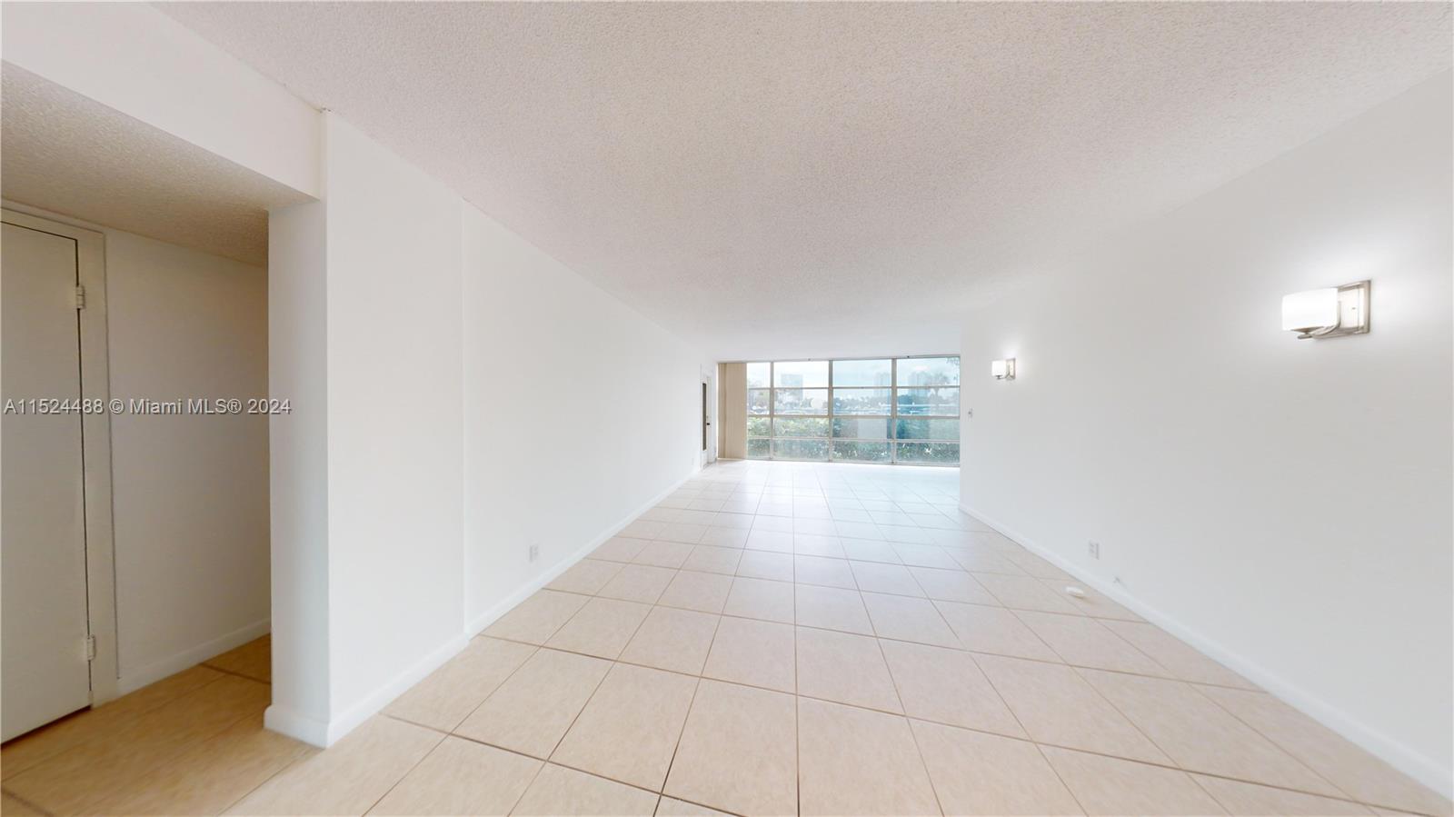 2000 Atlantic Shores Blvd 120, Hallandale Beach, Florida 33009, 2 Bedrooms Bedrooms, ,2 BathroomsBathrooms,Residentiallease,For Rent,2000 Atlantic Shores Blvd 120,A11524488