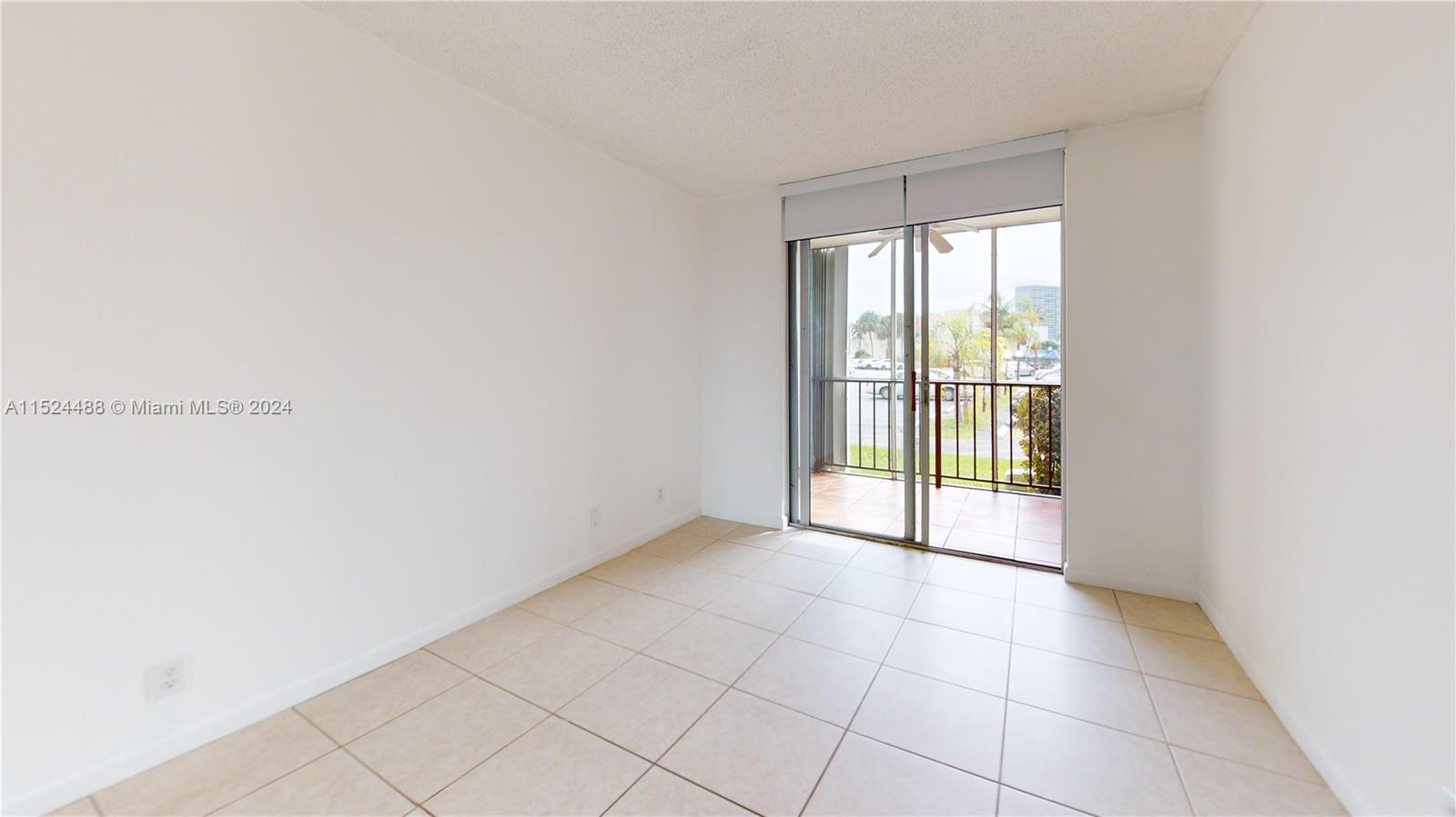 2000 Atlantic Shores Blvd 120, Hallandale Beach, Florida 33009, 2 Bedrooms Bedrooms, ,2 BathroomsBathrooms,Residentiallease,For Rent,2000 Atlantic Shores Blvd 120,A11524488