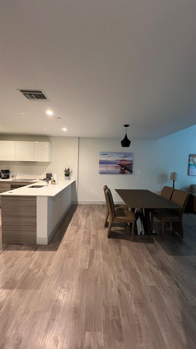 777 N Ocean Dr S208, Hollywood, Florida 33019, 2 Bedrooms Bedrooms, ,1 BathroomBathrooms,Residential,For Sale,777 N Ocean Dr S208,A11530396