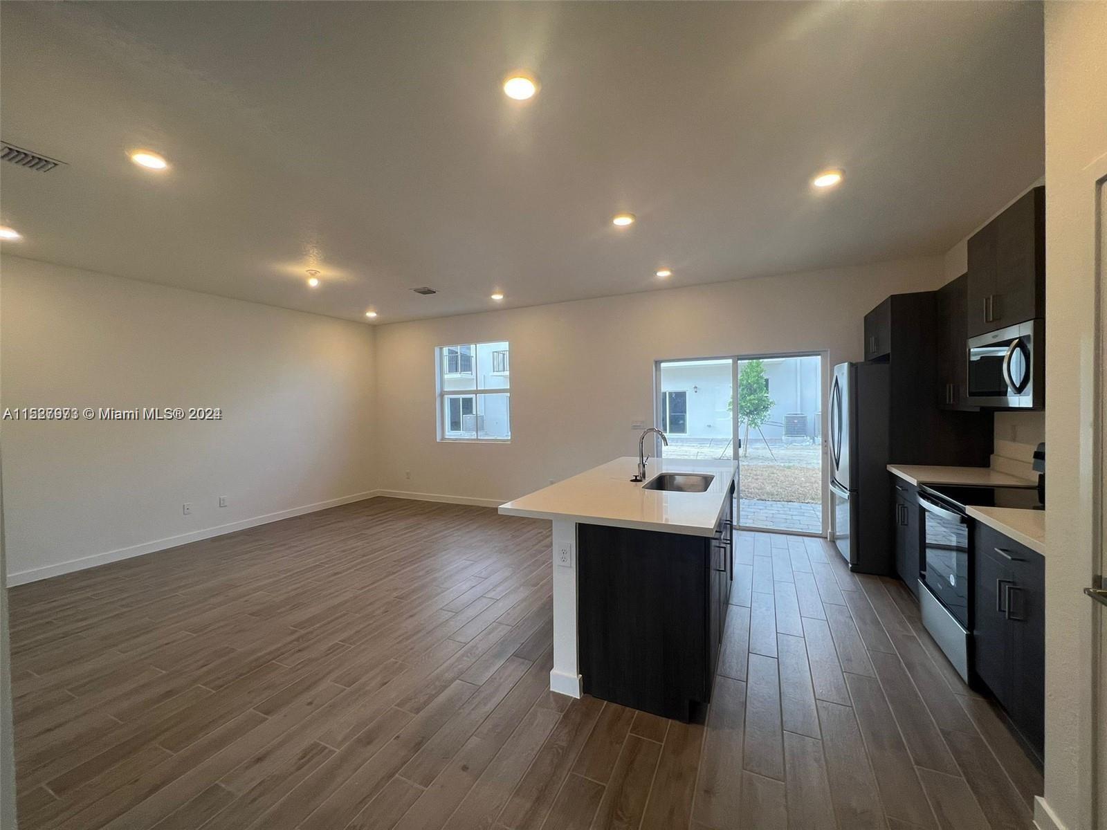 769 SE 17th Ct 769, Homestead, Florida 33034, 3 Bedrooms Bedrooms, ,2 BathroomsBathrooms,Residential,For Sale,769 SE 17th Ct 769,A11527973