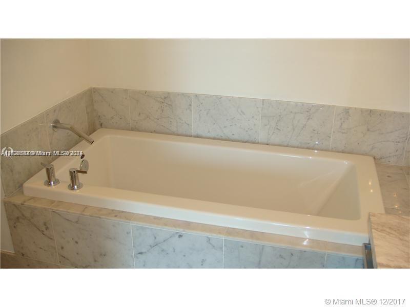 244 Biscayne Blvd 4307, Miami, Florida 33132, 2 Bedrooms Bedrooms, ,2 BathroomsBathrooms,Residentiallease,For Rent,244 Biscayne Blvd 4307,A11528542