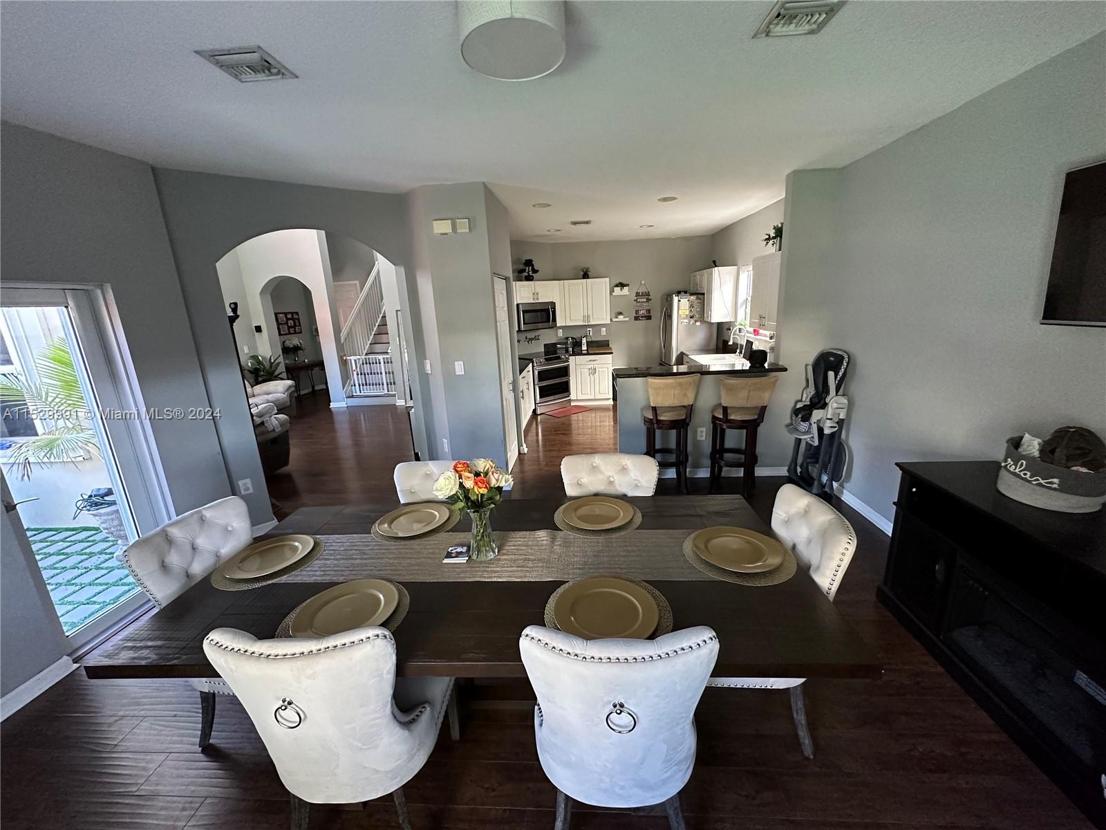 229 NE 36th Ter 0, Homestead, Florida 33033, 3 Bedrooms Bedrooms, ,2 BathroomsBathrooms,Residentiallease,For Rent,229 NE 36th Ter 0,A11529991