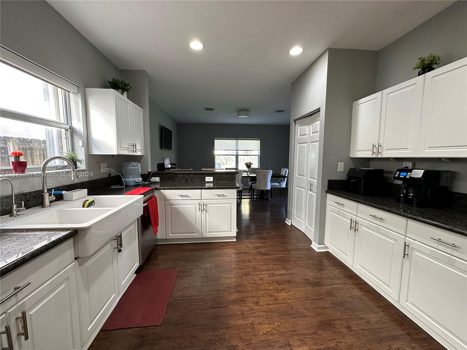 229 NE 36th Ter 0, Homestead, Florida 33033, 3 Bedrooms Bedrooms, ,2 BathroomsBathrooms,Residentiallease,For Rent,229 NE 36th Ter 0,A11529991