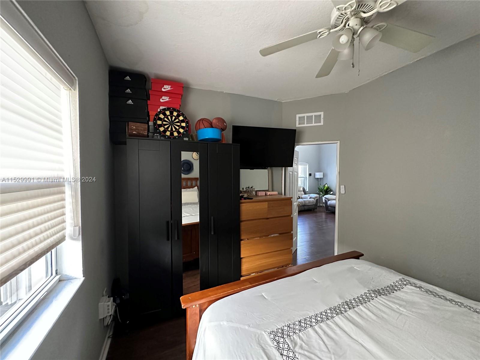 229 NE 36th Ter 0, Homestead, Florida 33033, 3 Bedrooms Bedrooms, ,2 BathroomsBathrooms,Residentiallease,For Rent,229 NE 36th Ter 0,A11529991