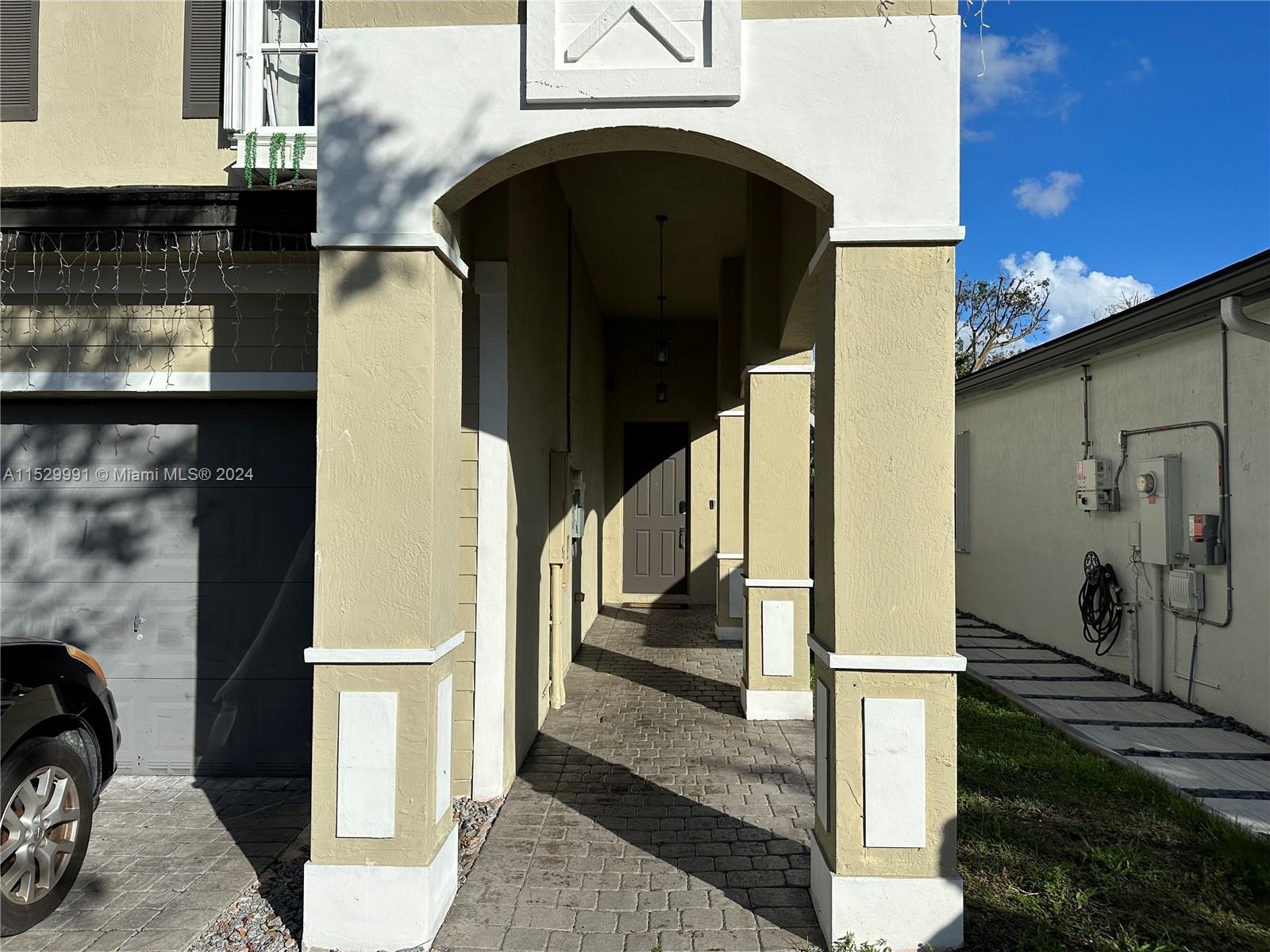 229 NE 36th Ter 0, Homestead, Florida 33033, 3 Bedrooms Bedrooms, ,2 BathroomsBathrooms,Residentiallease,For Rent,229 NE 36th Ter 0,A11529991