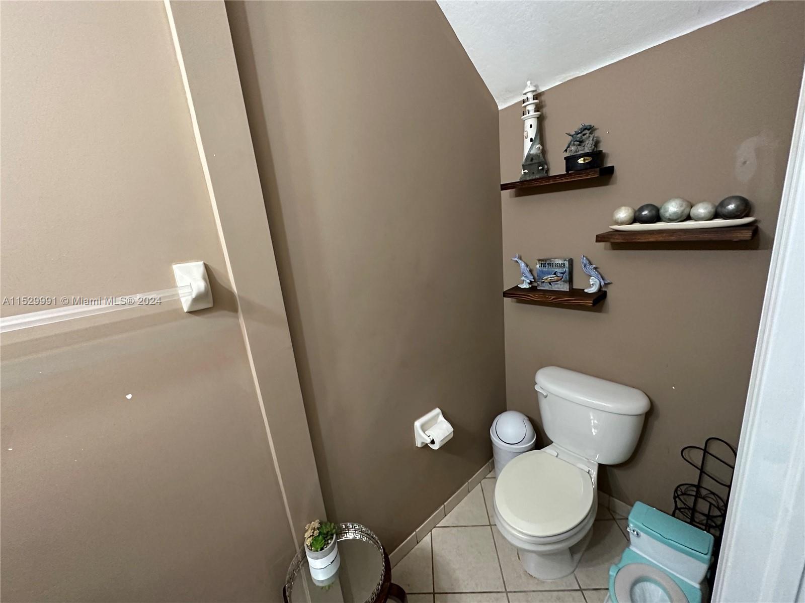 229 NE 36th Ter 0, Homestead, Florida 33033, 3 Bedrooms Bedrooms, ,2 BathroomsBathrooms,Residentiallease,For Rent,229 NE 36th Ter 0,A11529991