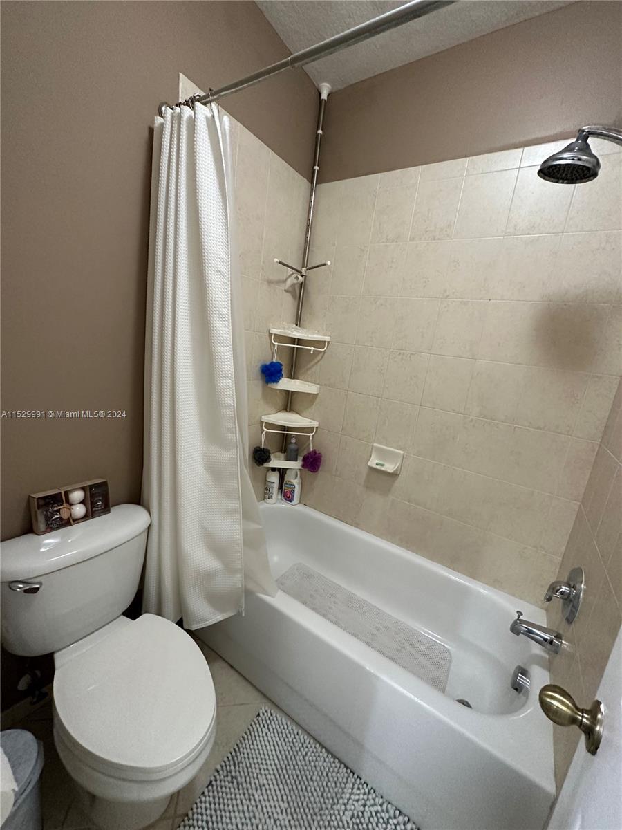 229 NE 36th Ter 0, Homestead, Florida 33033, 3 Bedrooms Bedrooms, ,2 BathroomsBathrooms,Residentiallease,For Rent,229 NE 36th Ter 0,A11529991