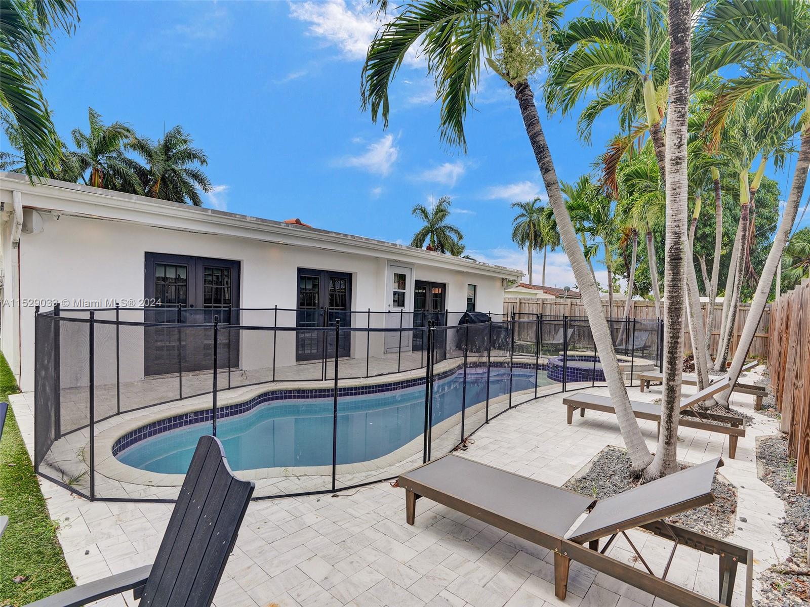 925 NE 6th St 0, Hallandale Beach, Florida 33009, 4 Bedrooms Bedrooms, ,3 BathroomsBathrooms,Residentiallease,For Rent,925 NE 6th St 0,A11529033