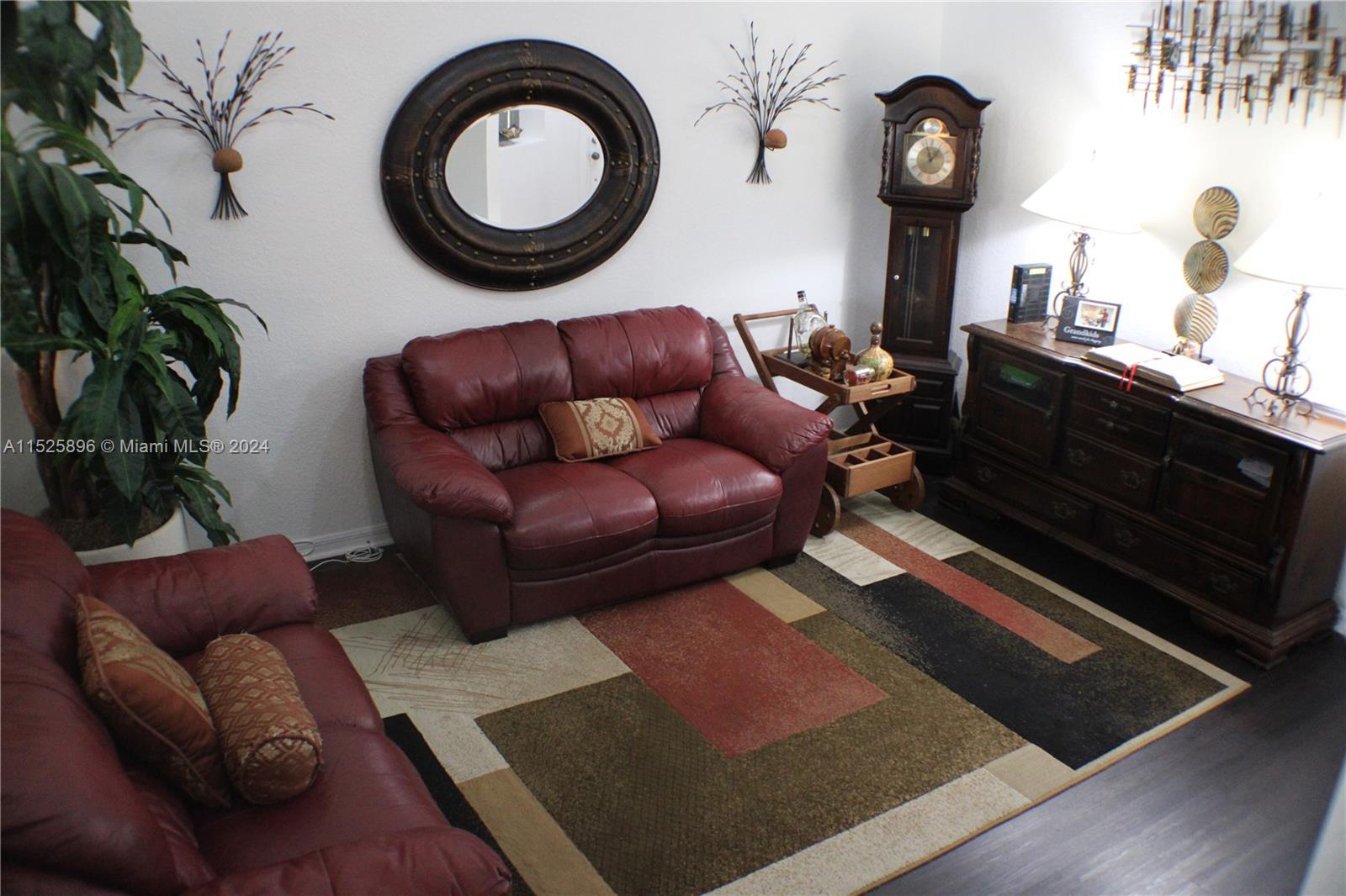 2425 SE 19th St 2425, Homestead, Florida 33035, 3 Bedrooms Bedrooms, ,2 BathroomsBathrooms,Residential,For Sale,2425 SE 19th St 2425,A11525896