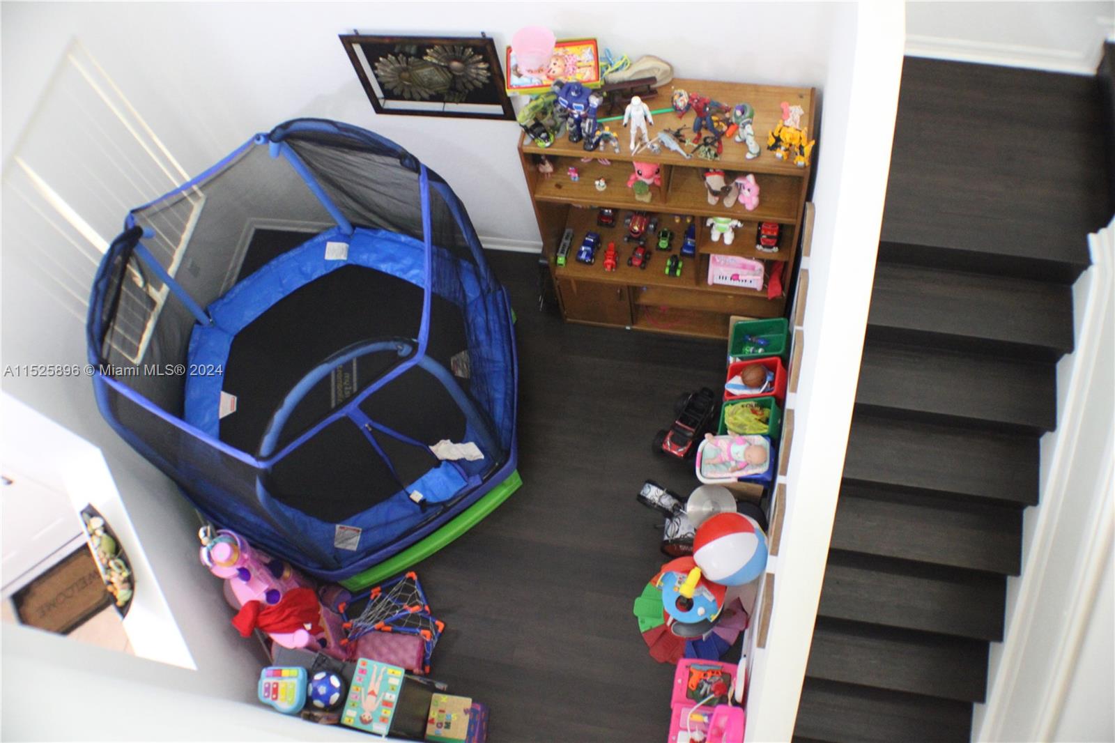 2425 SE 19th St 2425, Homestead, Florida 33035, 3 Bedrooms Bedrooms, ,2 BathroomsBathrooms,Residential,For Sale,2425 SE 19th St 2425,A11525896