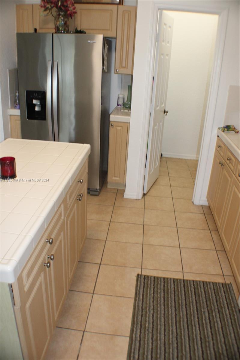 2425 SE 19th St 2425, Homestead, Florida 33035, 3 Bedrooms Bedrooms, ,2 BathroomsBathrooms,Residential,For Sale,2425 SE 19th St 2425,A11525896