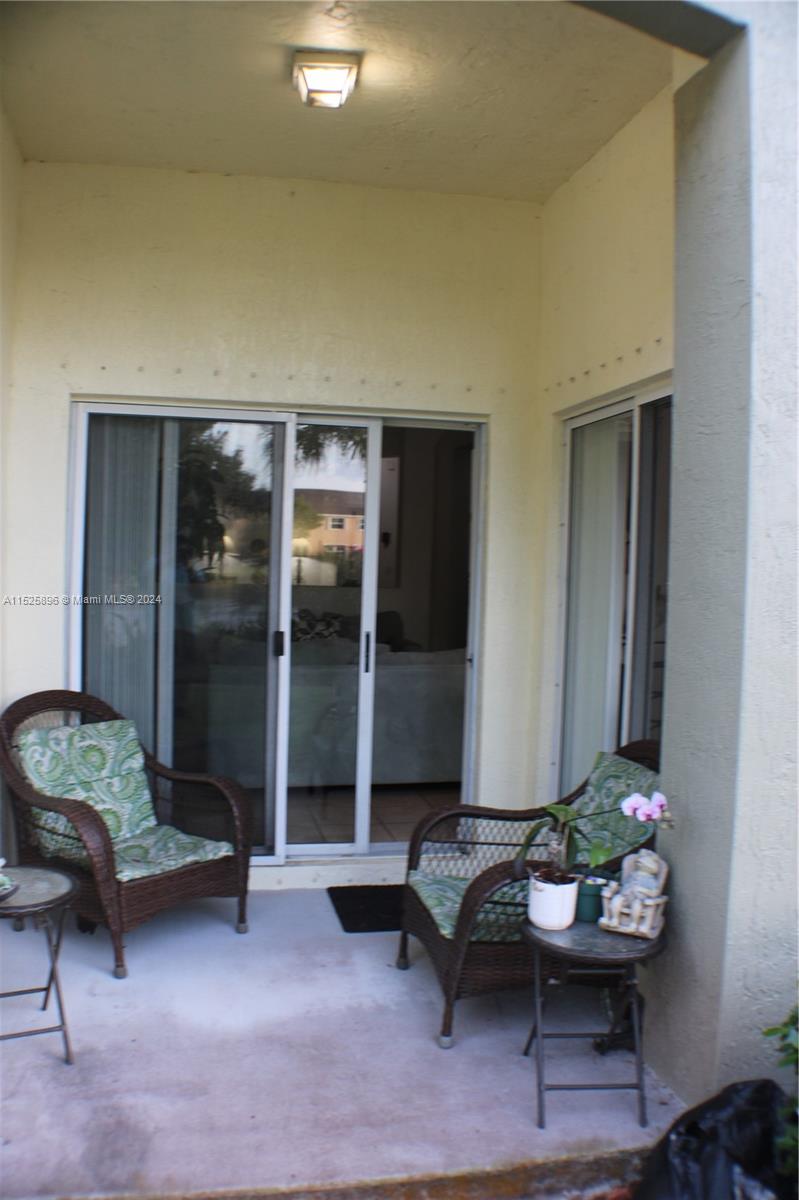 2425 SE 19th St 2425, Homestead, Florida 33035, 3 Bedrooms Bedrooms, ,2 BathroomsBathrooms,Residential,For Sale,2425 SE 19th St 2425,A11525896