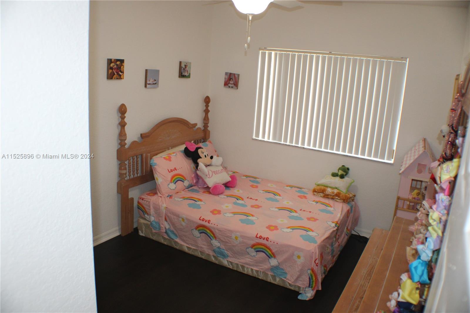 2425 SE 19th St 2425, Homestead, Florida 33035, 3 Bedrooms Bedrooms, ,2 BathroomsBathrooms,Residential,For Sale,2425 SE 19th St 2425,A11525896