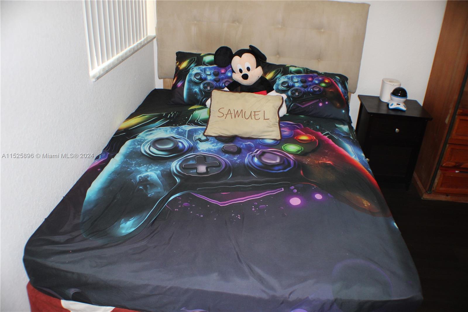 2425 SE 19th St 2425, Homestead, Florida 33035, 3 Bedrooms Bedrooms, ,2 BathroomsBathrooms,Residential,For Sale,2425 SE 19th St 2425,A11525896