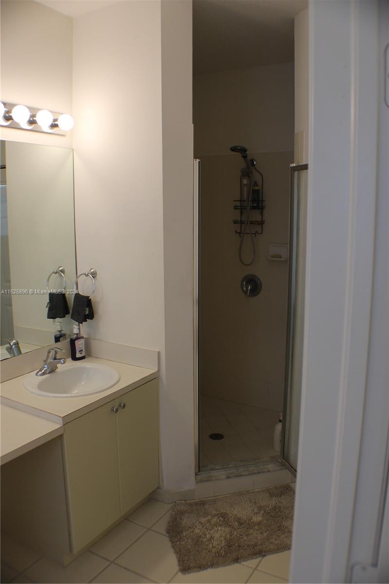 2425 SE 19th St 2425, Homestead, Florida 33035, 3 Bedrooms Bedrooms, ,2 BathroomsBathrooms,Residential,For Sale,2425 SE 19th St 2425,A11525896