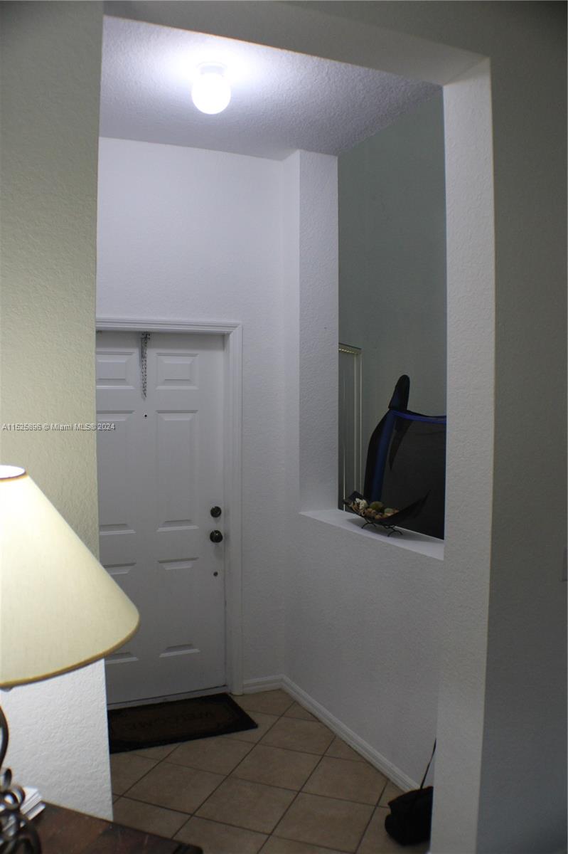 2425 SE 19th St 2425, Homestead, Florida 33035, 3 Bedrooms Bedrooms, ,2 BathroomsBathrooms,Residential,For Sale,2425 SE 19th St 2425,A11525896