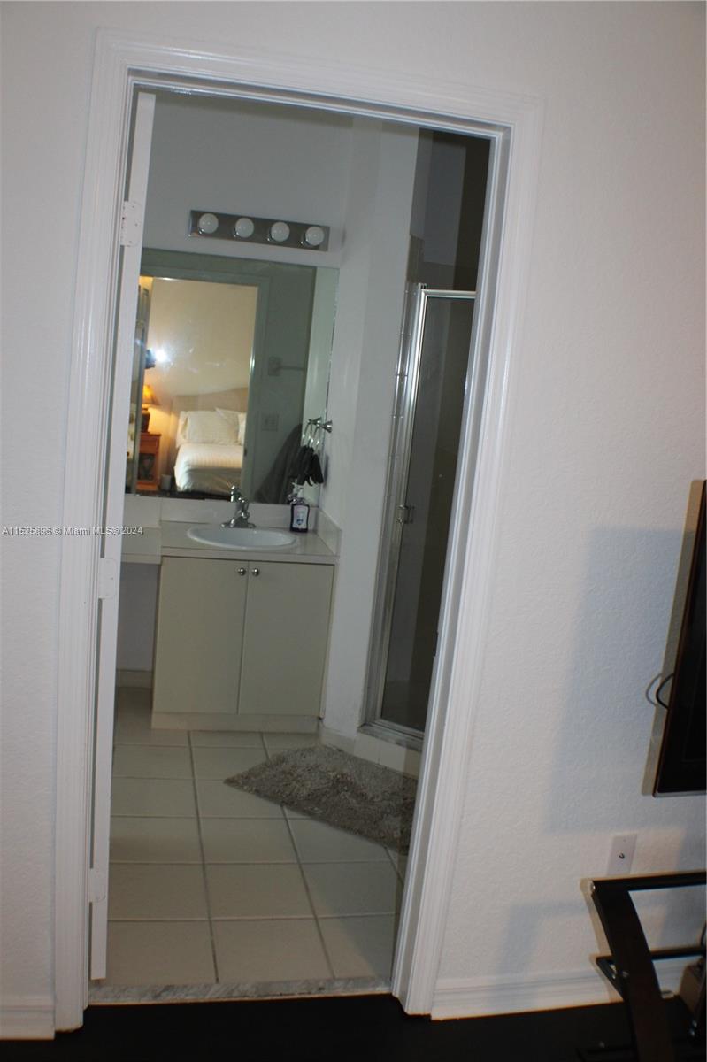 2425 SE 19th St 2425, Homestead, Florida 33035, 3 Bedrooms Bedrooms, ,2 BathroomsBathrooms,Residential,For Sale,2425 SE 19th St 2425,A11525896