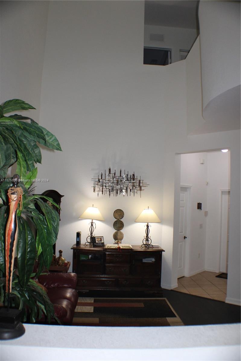 2425 SE 19th St 2425, Homestead, Florida 33035, 3 Bedrooms Bedrooms, ,2 BathroomsBathrooms,Residential,For Sale,2425 SE 19th St 2425,A11525896