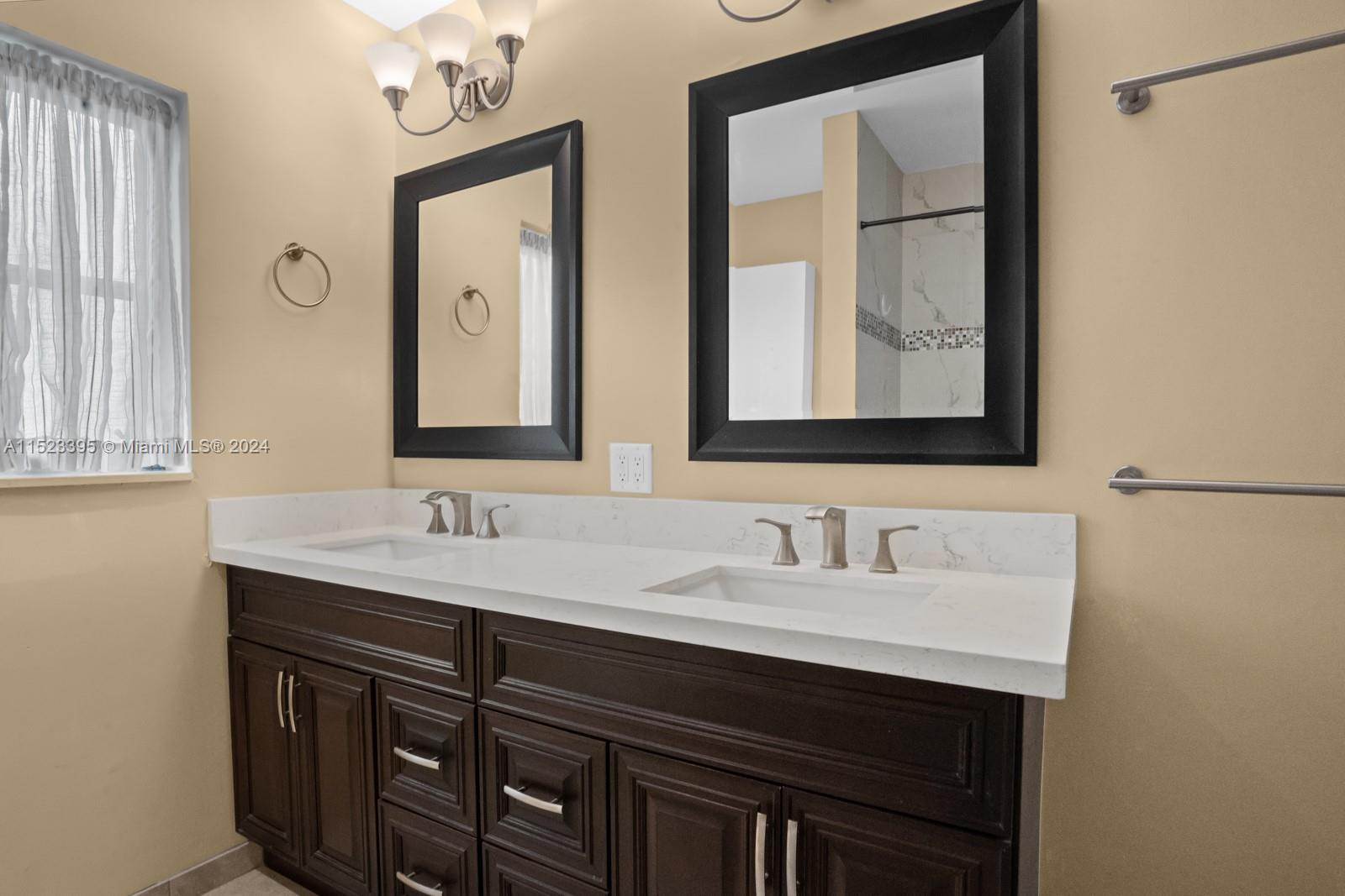 8513 NW 59th St, Tamarac, Florida 33321, 2 Bedrooms Bedrooms, ,2 BathroomsBathrooms,Residential,For Sale,8513 NW 59th St,A11523395