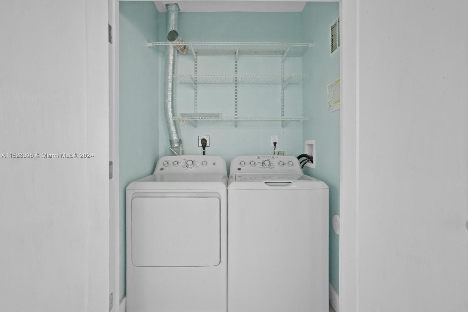 8513 NW 59th St, Tamarac, Florida 33321, 2 Bedrooms Bedrooms, ,2 BathroomsBathrooms,Residential,For Sale,8513 NW 59th St,A11523395