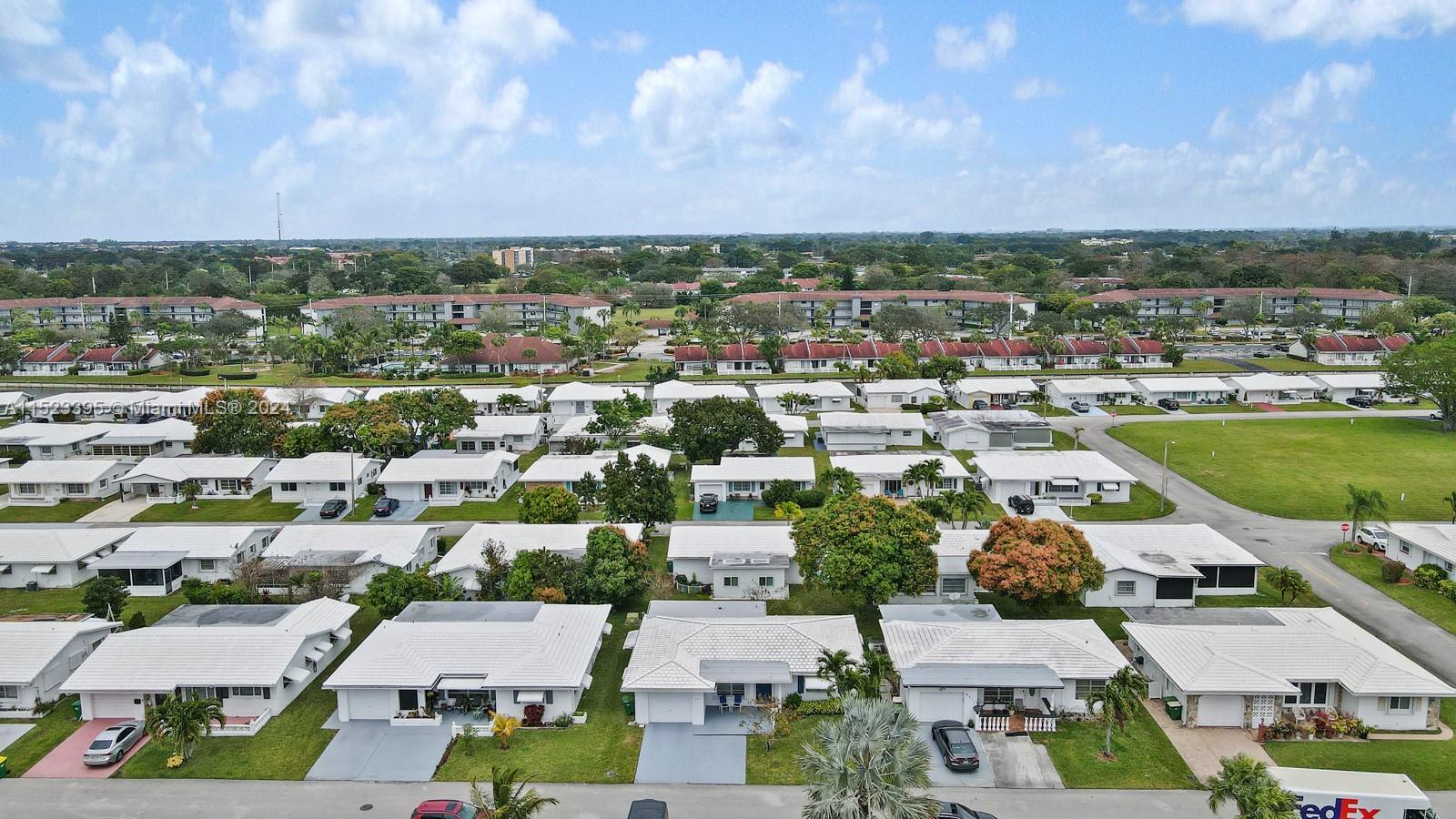 8513 NW 59th St, Tamarac, Florida 33321, 2 Bedrooms Bedrooms, ,2 BathroomsBathrooms,Residential,For Sale,8513 NW 59th St,A11523395