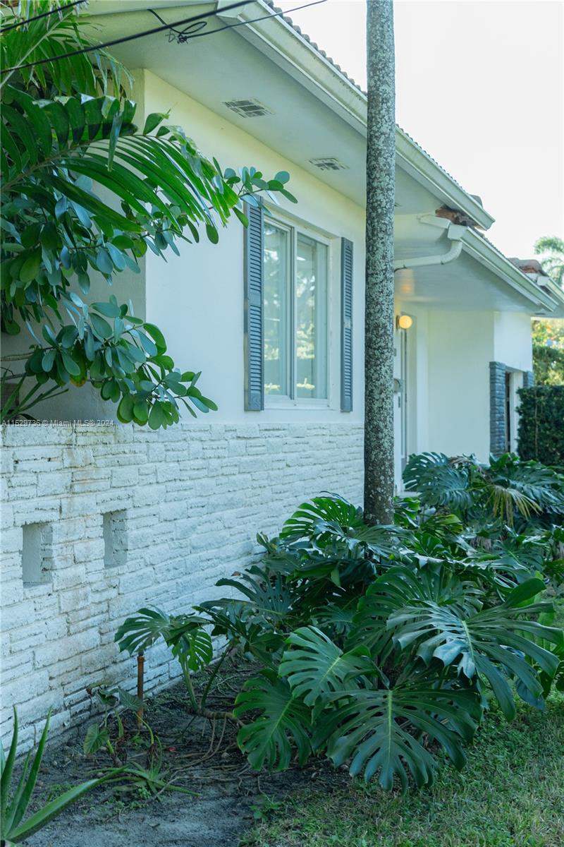 110 NW 87th St, El Portal, Florida 33150, 3 Bedrooms Bedrooms, ,2 BathroomsBathrooms,Residential,For Sale,110 NW 87th St,A11529736