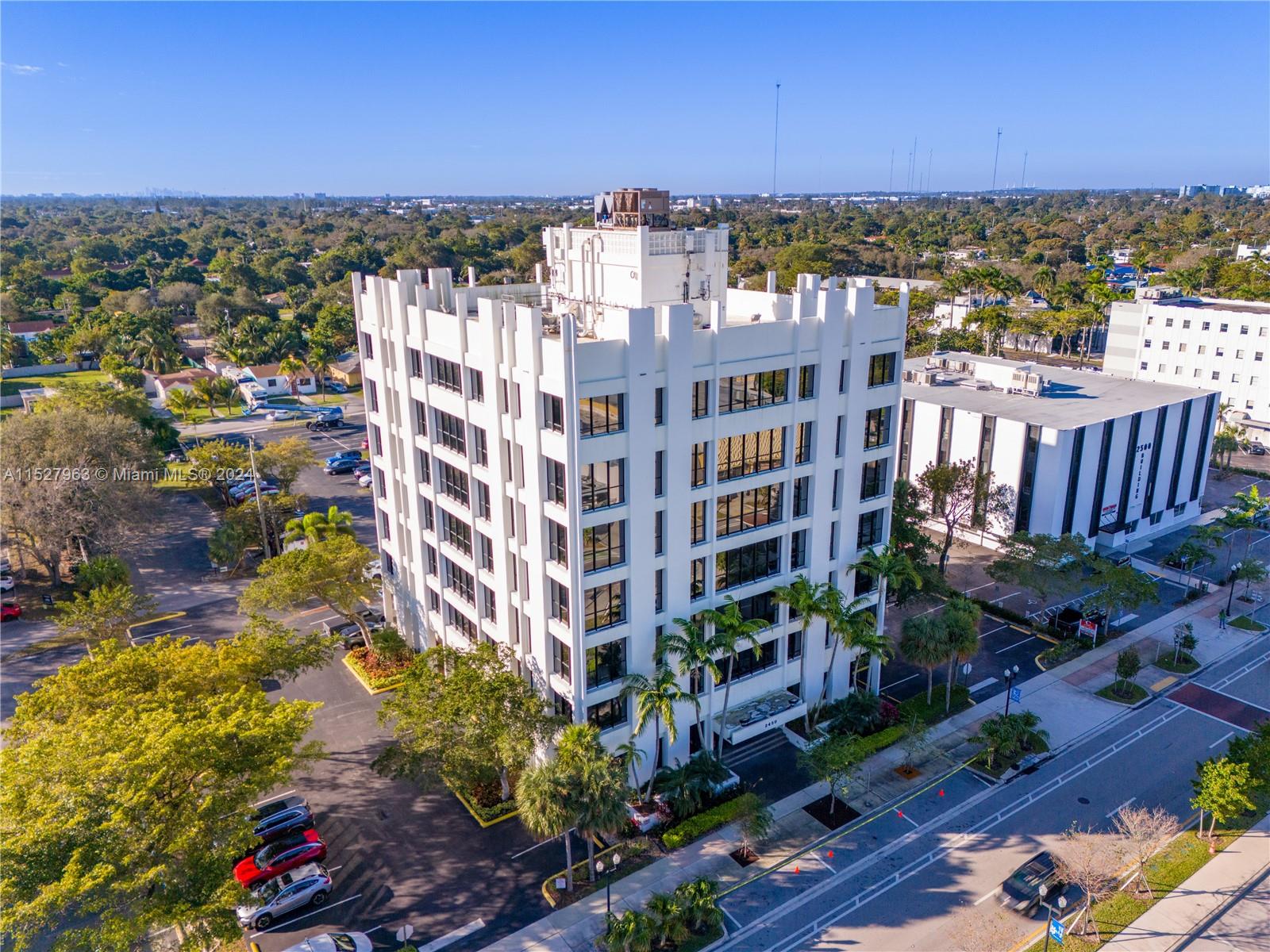 2450 Hollywood Blvd 320/308, Hollywood, Florida 33020, ,Commercialsale,For Sale,2450 Hollywood Blvd 320/308,A11527963