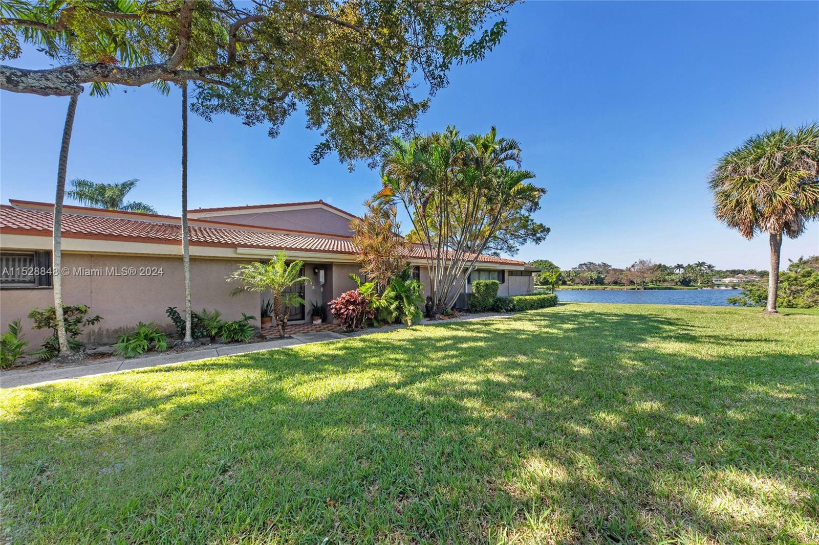 101 Saint Andrews Rd 20-75, Hollywood, Florida 33021, 3 Bedrooms Bedrooms, ,2 BathroomsBathrooms,Residential,For Sale,101 Saint Andrews Rd 20-75,A11528848