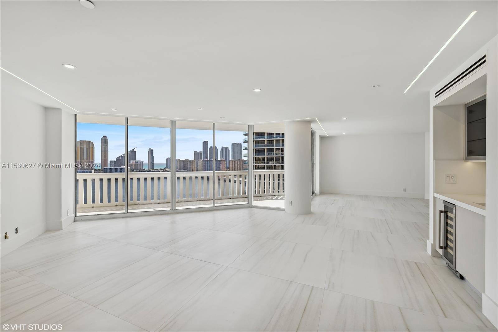 3000 Island Blvd, Aventura, FL, 33160 United States, 3 Bedrooms Bedrooms, ,3 BathroomsBathrooms,Residential,For Sale,Island Blvd,A11530627