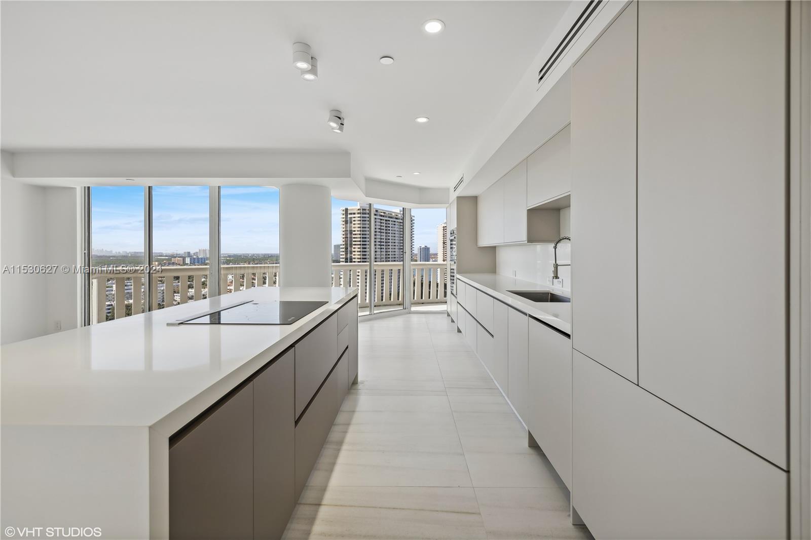 3000 Island Blvd, Aventura, FL, 33160 United States, 3 Bedrooms Bedrooms, ,3 BathroomsBathrooms,Residential,For Sale,Island Blvd,A11530627