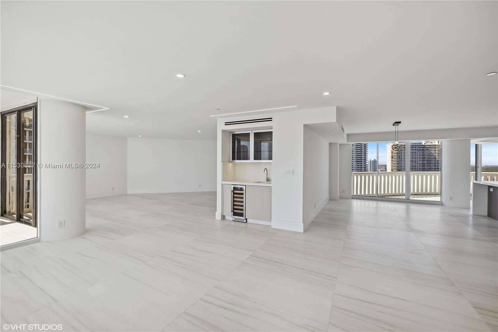 3000 Island Blvd, Aventura, FL, 33160 United States, 3 Bedrooms Bedrooms, ,3 BathroomsBathrooms,Residential,For Sale,Island Blvd,A11530627