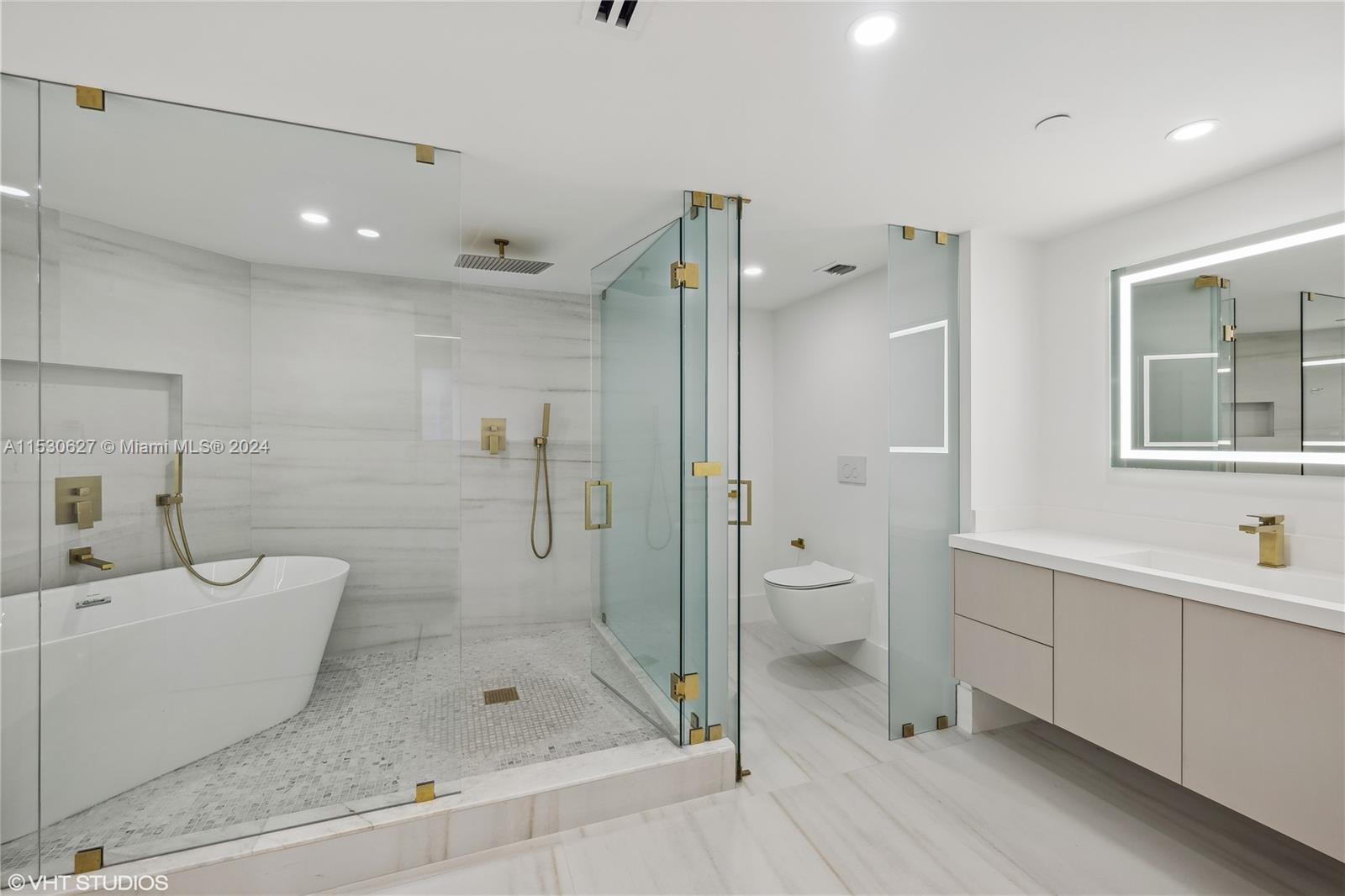 3000 Island Blvd, Aventura, FL, 33160 United States, 3 Bedrooms Bedrooms, ,3 BathroomsBathrooms,Residential,For Sale,Island Blvd,A11530627