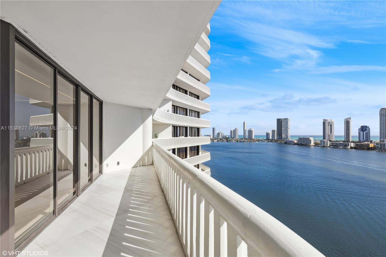 3000 Island Blvd, Aventura, FL, 33160 United States, 3 Bedrooms Bedrooms, ,3 BathroomsBathrooms,Residential,For Sale,Island Blvd,A11530627