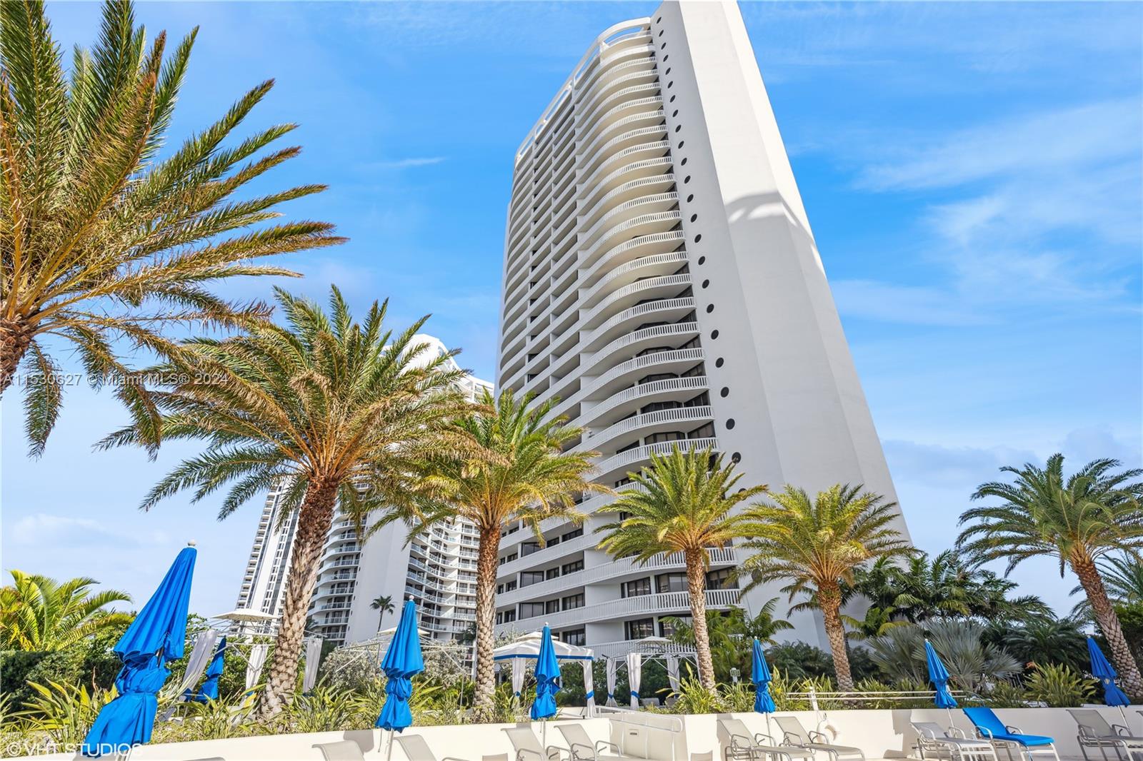 3000 Island Blvd, Aventura, FL, 33160 United States, 3 Bedrooms Bedrooms, ,3 BathroomsBathrooms,Residential,For Sale,Island Blvd,A11530627