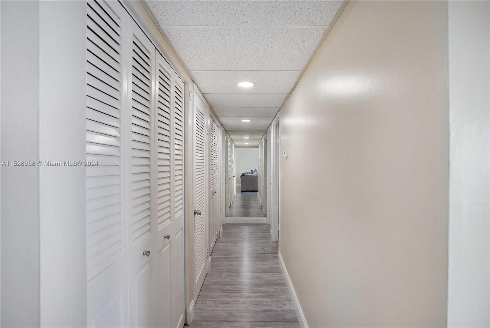 400 Kings Point Dr 1623, Sunny Isles Beach, Florida 33160, 2 Bedrooms Bedrooms, ,2 BathroomsBathrooms,Residential,For Sale,400 Kings Point Dr 1623,A11528288
