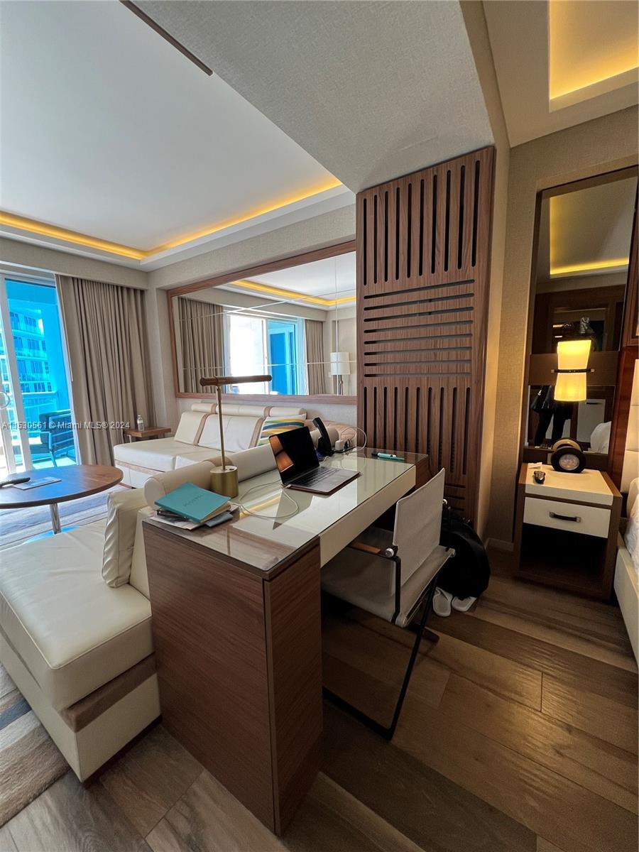 551 N Fort Lauderdale Beach Blvd H1507, Fort Lauderdale, FL 33304, 1 Bedroom Bedrooms, ,1 BathroomBathrooms,Residential,For Sale,Fort Lauderdale Beach Blvd,A11530561