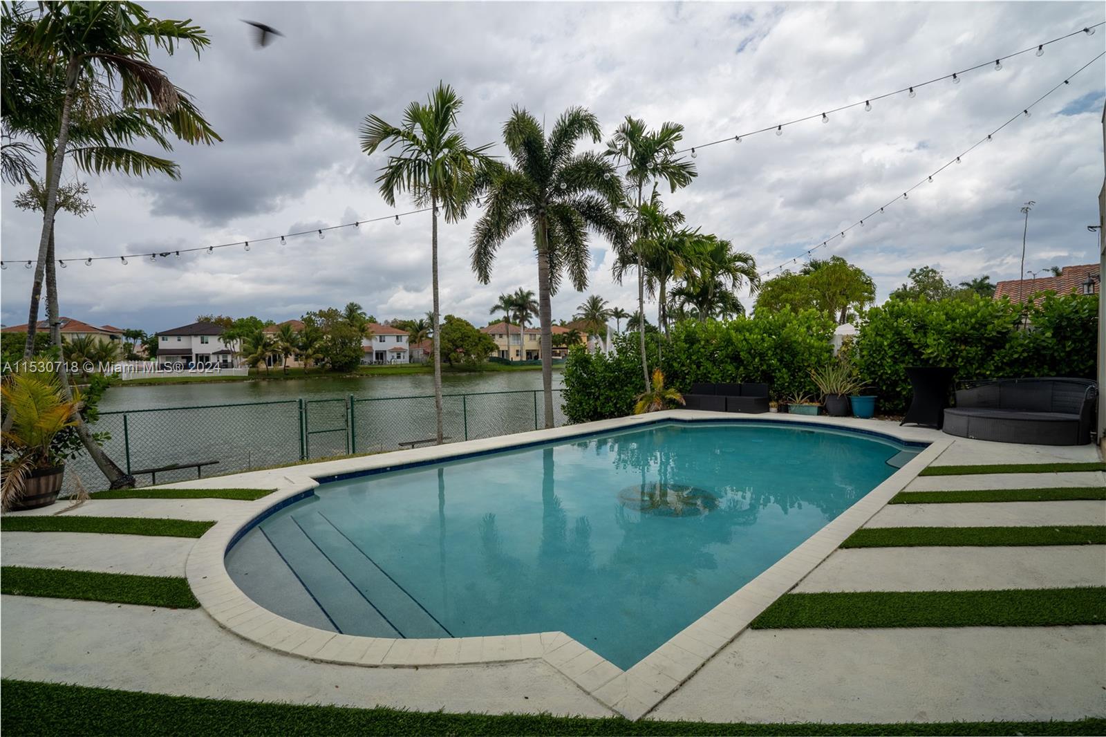 Miramar, Florida 33027, 5 Bedrooms Bedrooms, ,3 BathroomsBathrooms,Residential,For Sale,A11530718