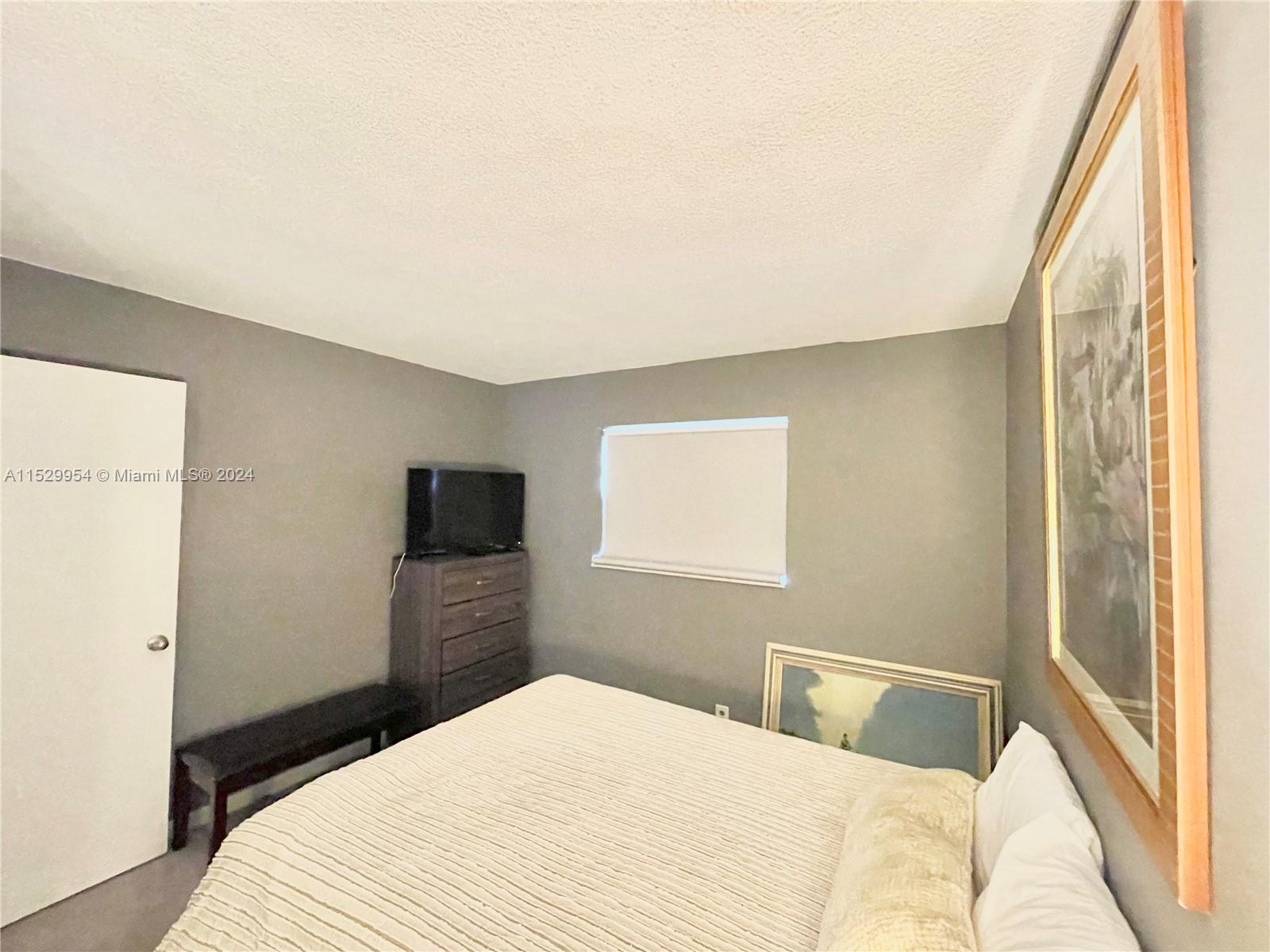 2145 Pierce St 120, Hollywood, Florida 33020, 2 Bedrooms Bedrooms, ,1 BathroomBathrooms,Residential,For Sale,2145 Pierce St 120,A11529954