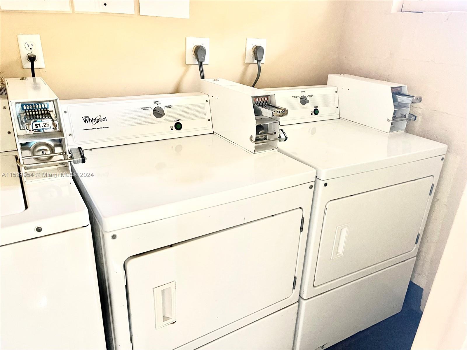 2145 Pierce St 120, Hollywood, Florida 33020, 2 Bedrooms Bedrooms, ,1 BathroomBathrooms,Residential,For Sale,2145 Pierce St 120,A11529954