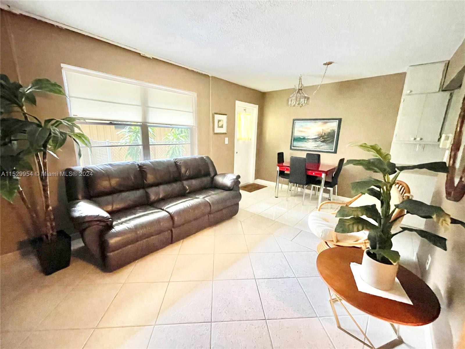 2145 Pierce St 120, Hollywood, Florida 33020, 2 Bedrooms Bedrooms, ,1 BathroomBathrooms,Residential,For Sale,2145 Pierce St 120,A11529954