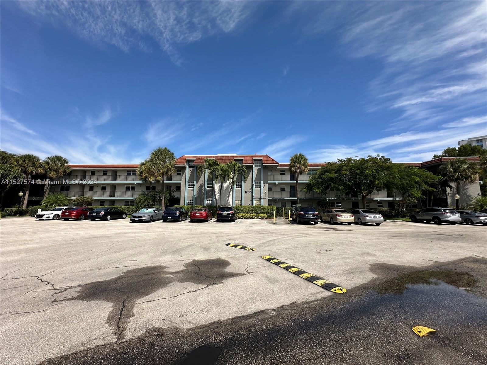 1785 Andrews Sq, Fort Lauderdale, FL, 33311 United States, 2 Bedrooms Bedrooms, ,2 BathroomsBathrooms,Residential,For Sale,Andrews Sq,A11527574