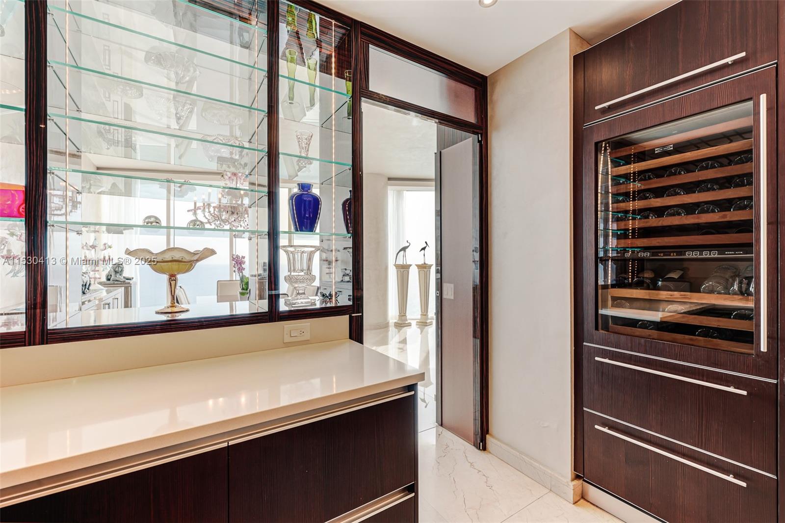 2711 Ocean Dr, Hollywood, FL, 33019 United States, 5 Bedrooms Bedrooms, ,5 BathroomsBathrooms,Residential,For Sale,Ocean Dr,A11530413