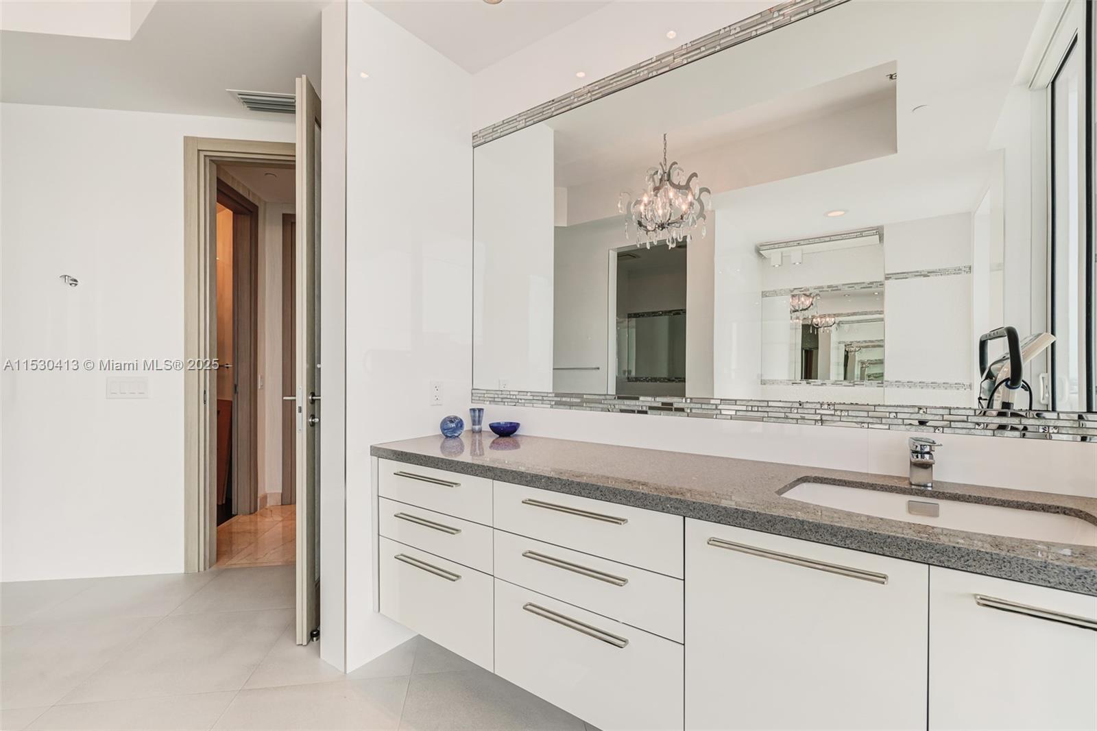 2711 S Ocean Dr 3705, Hollywood, Florida 33019, 5 Bedrooms Bedrooms, ,5 BathroomsBathrooms,Residential,For Sale,2711 S Ocean Dr 3705,A11530413