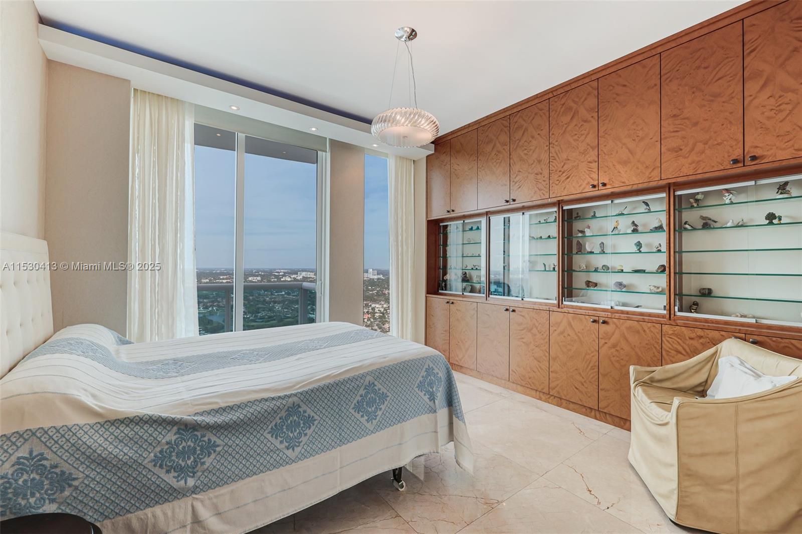 2711 Ocean Dr, Hollywood, FL, 33019 United States, 5 Bedrooms Bedrooms, ,5 BathroomsBathrooms,Residential,For Sale,Ocean Dr,A11530413